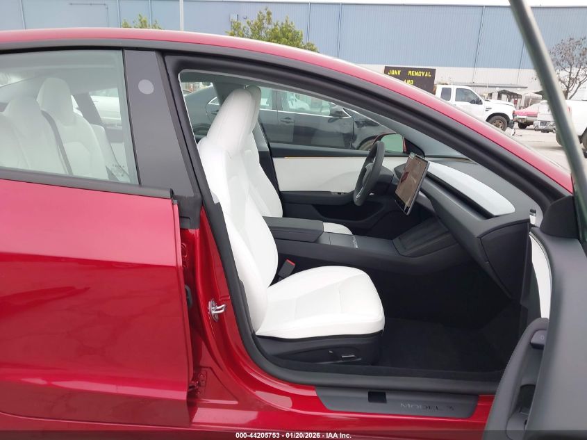 2025 Tesla Model 3 Long Range Rear-Wheel Drive/Standard Rear-Wheel Drive