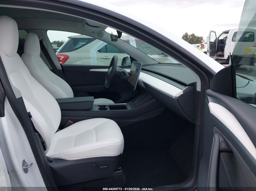 2023 Tesla Model Y Awd/Long Range Dual Motor All-Wheel Drive