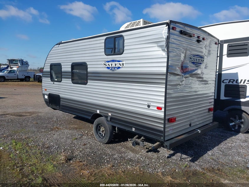 2023 WILDWOOD BY FOREST R FSX SERIES M-174BHLE auction photo 3