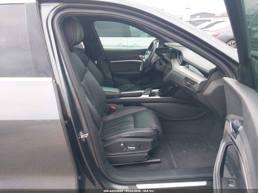 2019 Audi E-Tron Premium Plus