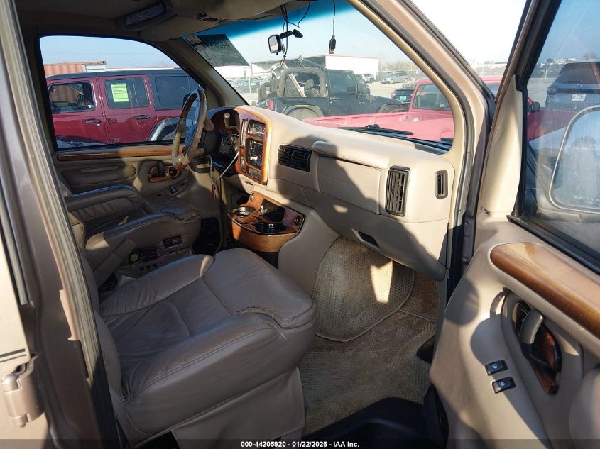 2001 Chevrolet Express Upfitter