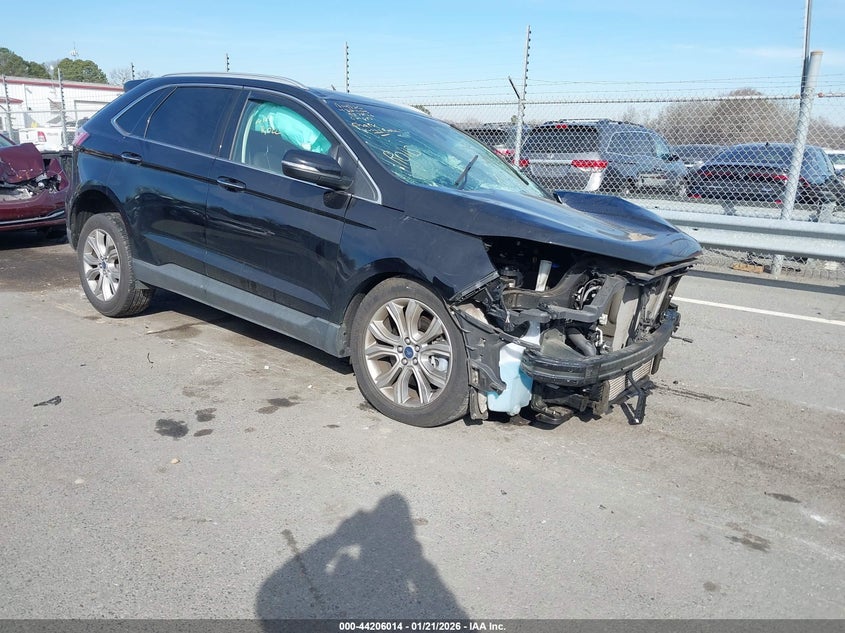 2019 Ford Edge Titanium