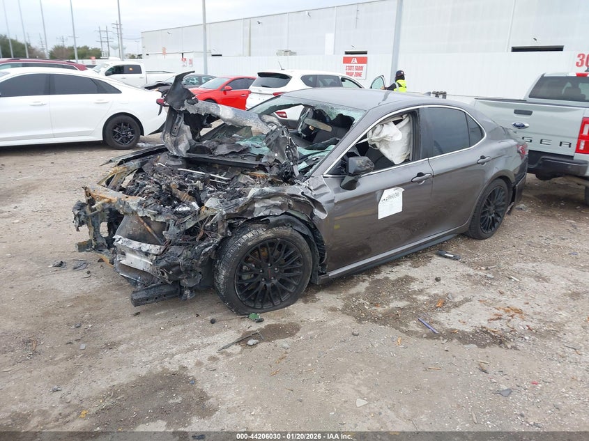 2022 Toyota Camry Se