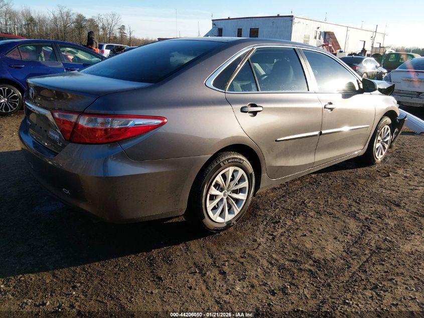 2015 Toyota Camry Le