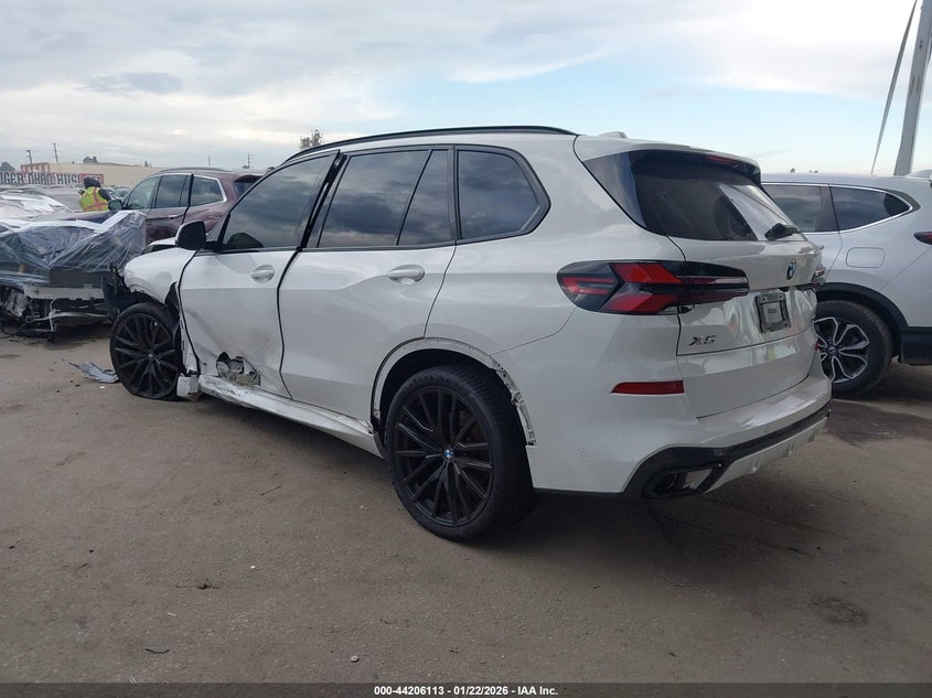 2024 BMW X5 xDrive40I