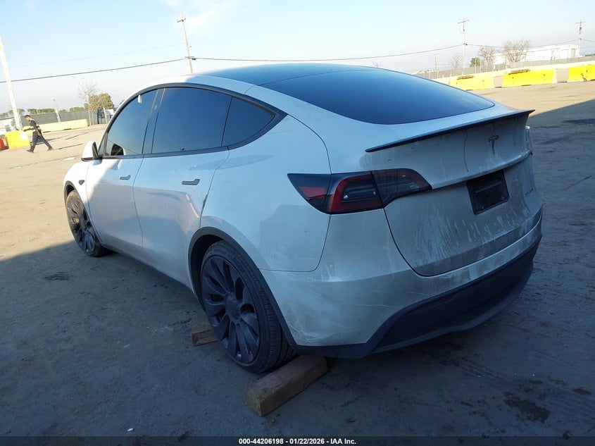 2024 TESLA MODEL Y auction photo 3