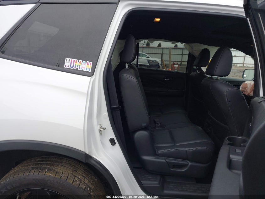 VIN 5FNYF8H02LB020244 2020 HONDA PASSPORT AWD ELITE