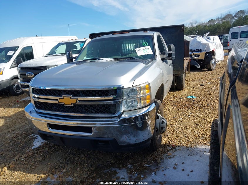 2012 Chevrolet Silverado 3500Hd Chassis Work Truck