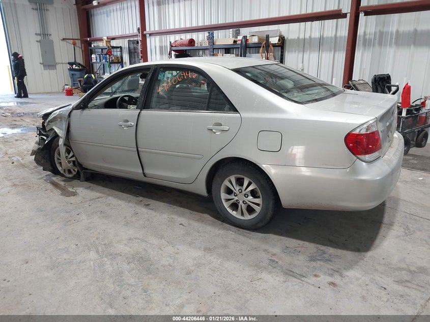 2005 Toyota Camry Le V6