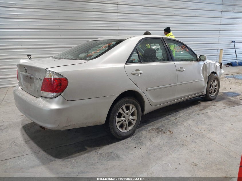 2005 Toyota Camry Le V6