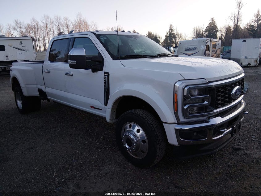 2023 FORD F-450 LARIAT