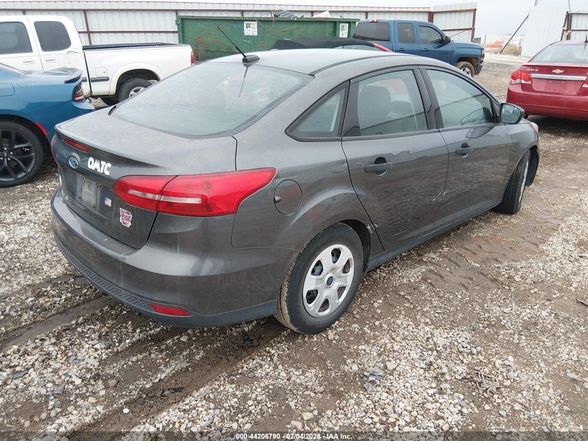 Vin: 1fadp3e27fl364079, lot: 44702791, ford focus s 20154