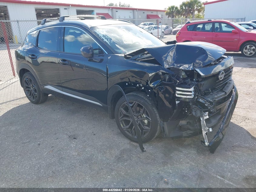 2025 Nissan Kicks Sr Fwd