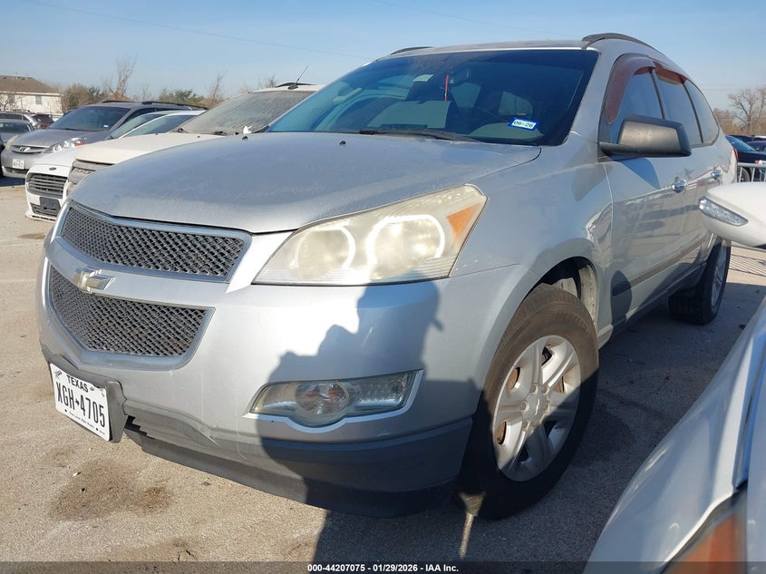 Vin: 1gnkrfed5cj410425, lot: 44703092, chevrolet traverse ls 20122
