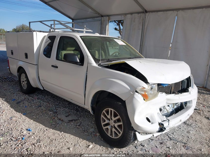 2016 NISSAN FRONTIER DESERT RUNNER/SV
