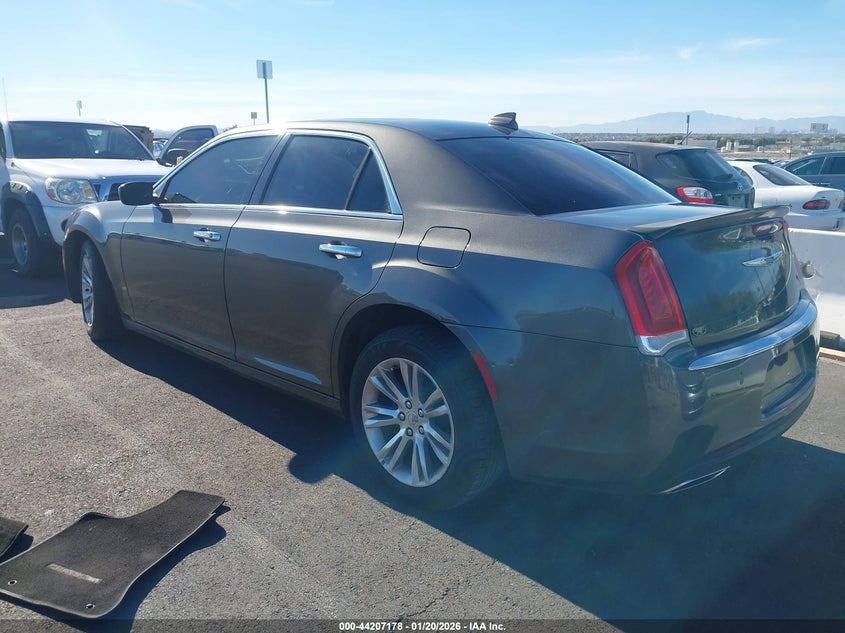 VIN 2C3CCAEG6HH549858 2017 CHRYSLER 300C