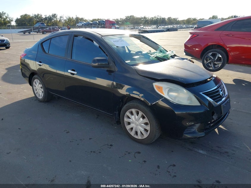 2013 NISSAN VERSA 1.6 SV