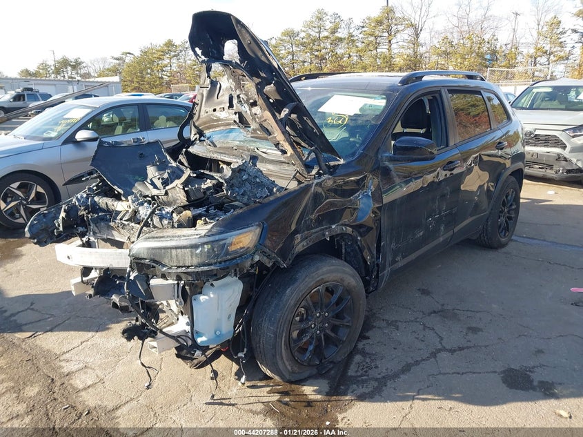 2023 Jeep Cherokee Altitude Lux 4X4