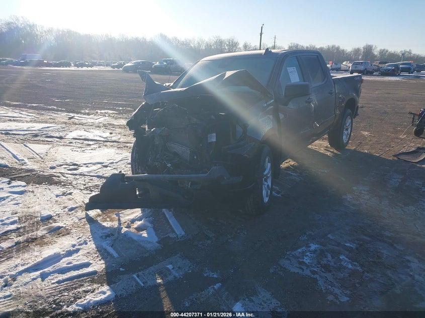2023 Chevrolet Silverado 1500 4Wd Short Bed Custom