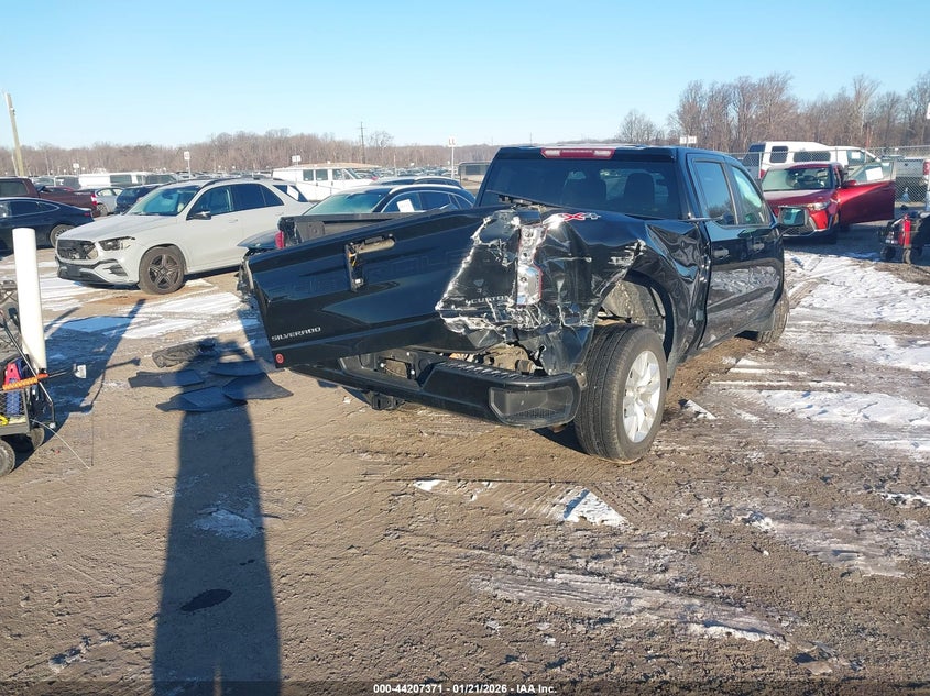 2023 Chevrolet Silverado 1500 4Wd Short Bed Custom