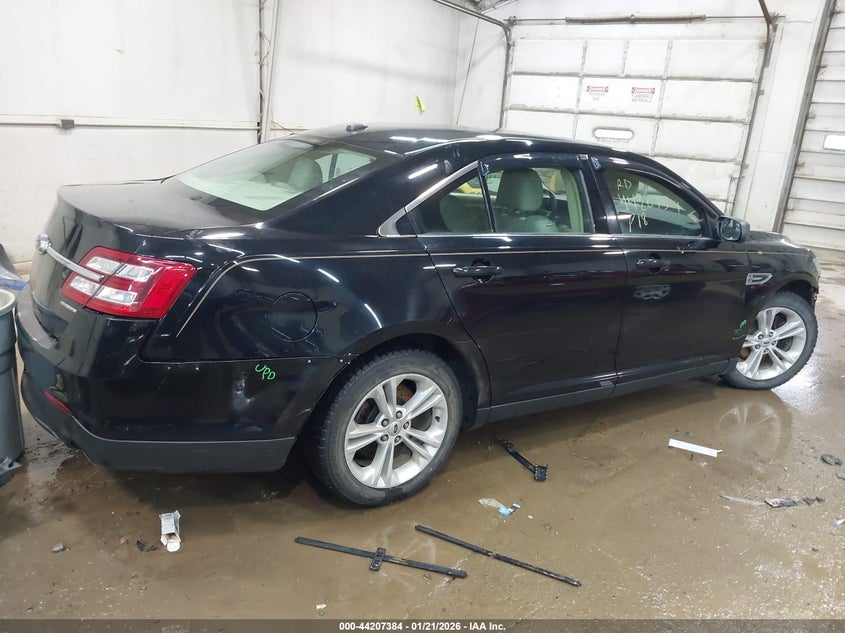 2018 Ford Taurus Se