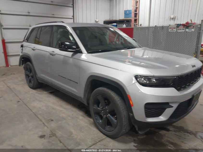 2023 Jeep Grand Cherokee Altitude X 4X4