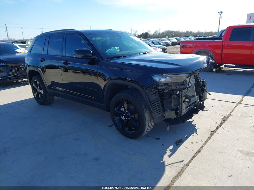 2025 Jeep Grand Cherokee Altitude X 4X2