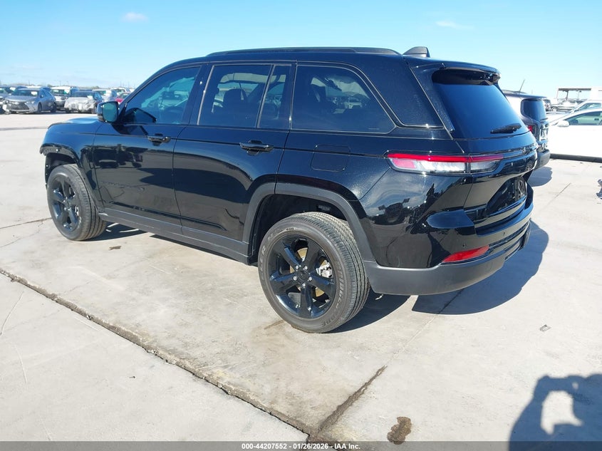 2025 Jeep Grand Cherokee Altitude X 4X2
