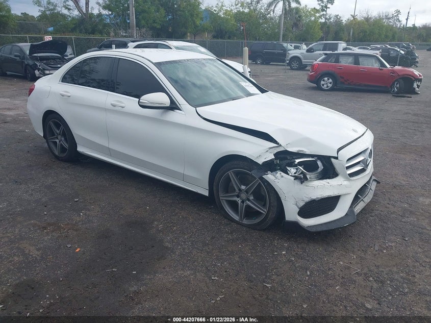 2015 Mercedes-Benz C 300 Sport