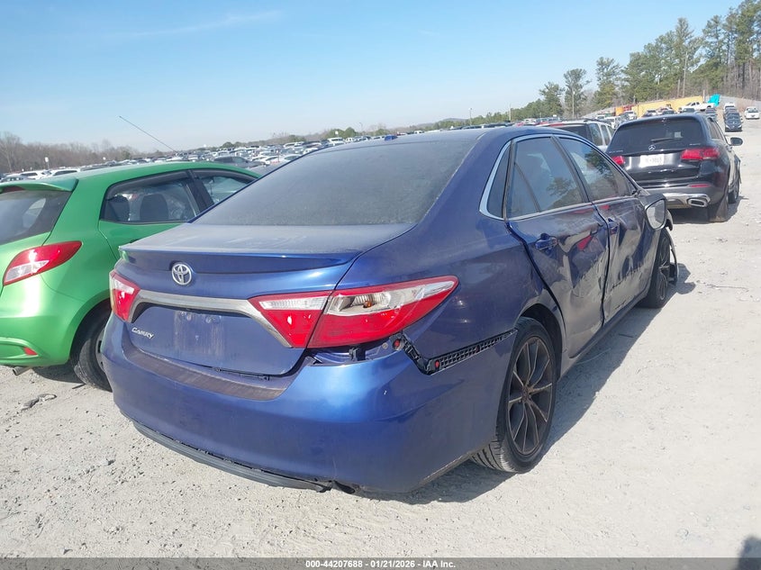 2015 Toyota Camry Xse