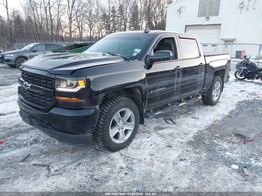 2018 Chevrolet Silverado 1500 Custom