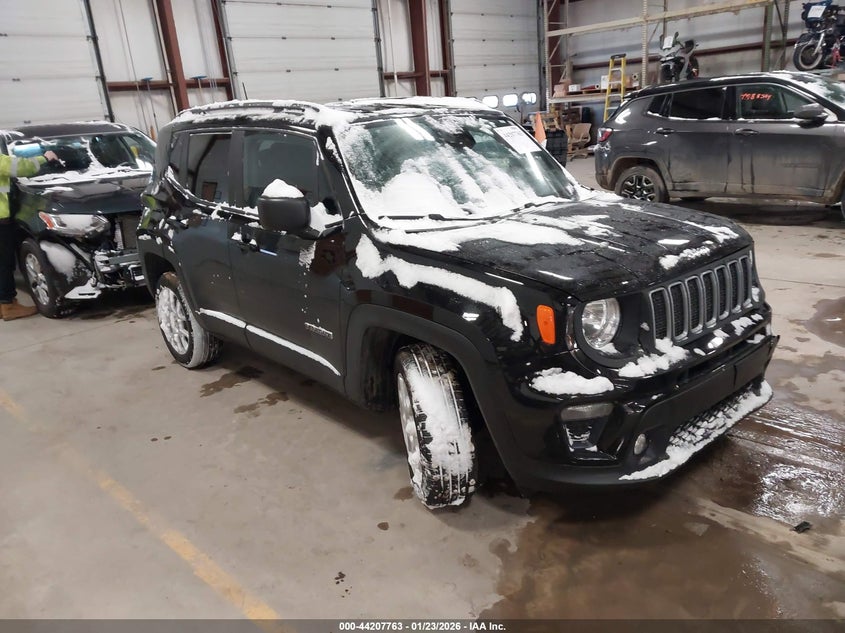 2022 Jeep Renegade Latitude 4X4