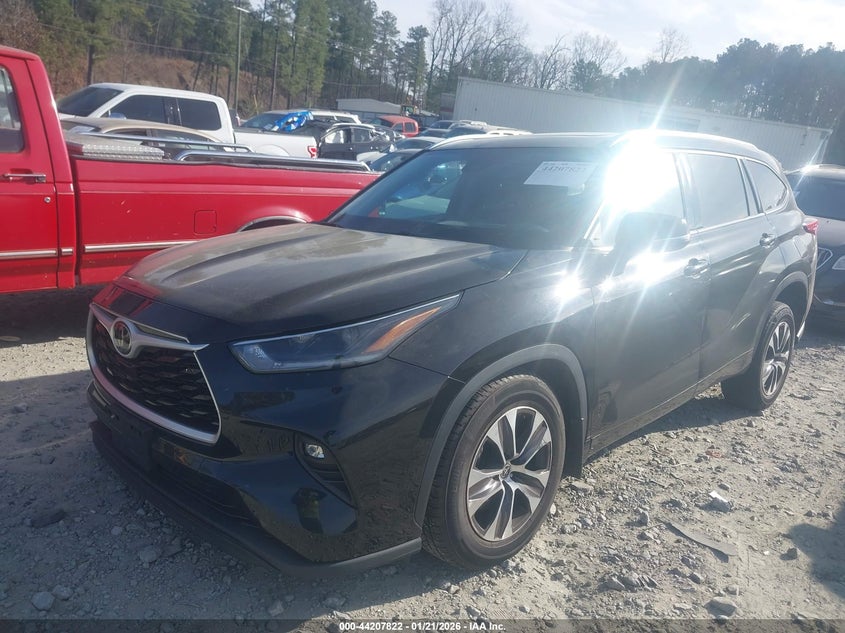 2021 Toyota Highlander Xle