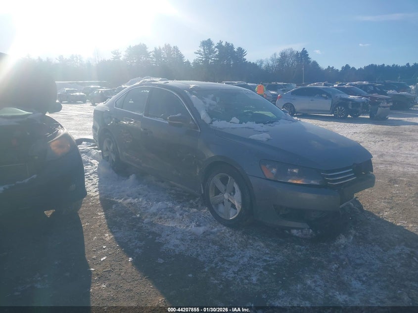 2013 Volkswagen Passat 2.5L Se