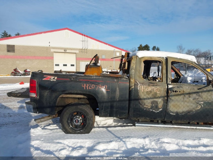 2010 GMC Sierra 2500Hd Sle VIN: 1GT5K0BG8AZ185812 Lot: 44207902