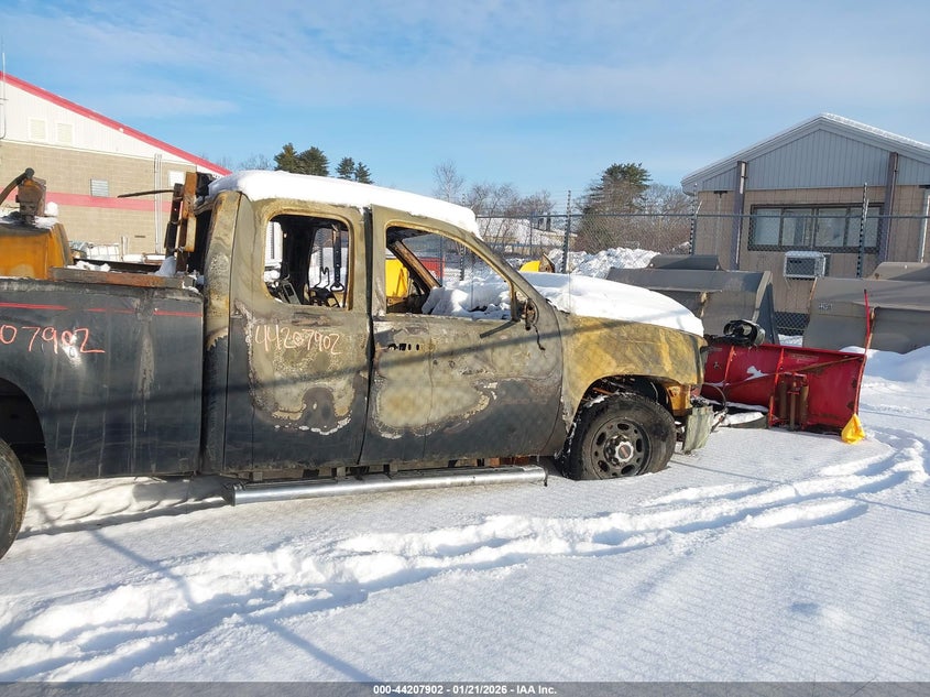 2010 GMC Sierra 2500Hd Sle VIN: 1GT5K0BG8AZ185812 Lot: 44207902