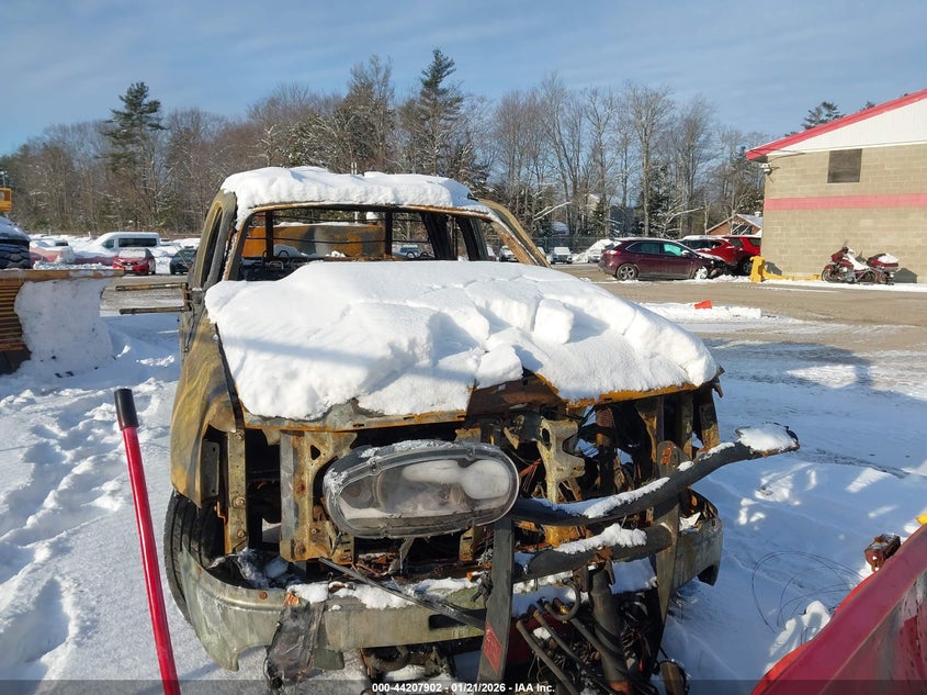 2010 GMC Sierra 2500Hd Sle VIN: 1GT5K0BG8AZ185812 Lot: 44207902