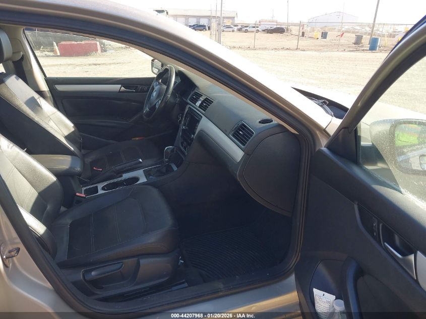 2013 Volkswagen Passat 2.5L Se