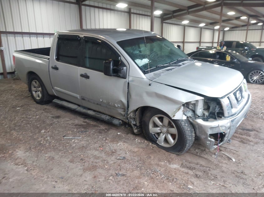 2012 Nissan Titan Sv