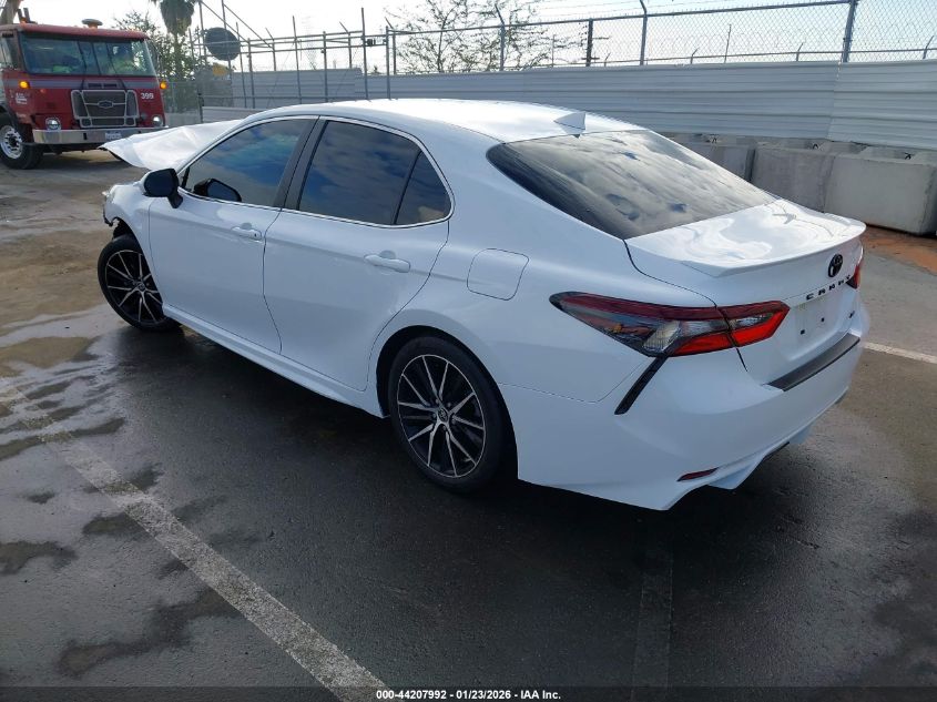 2023 Toyota Camry Se