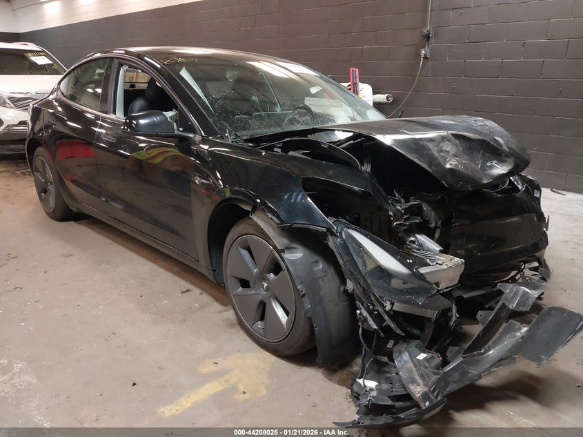 2021 Tesla Model 3 Standard Range Plus Rear-Wheel Drive