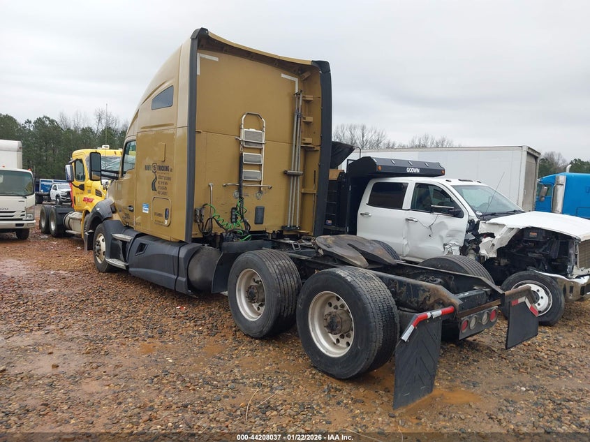 2015 Kenworth Construction T680
