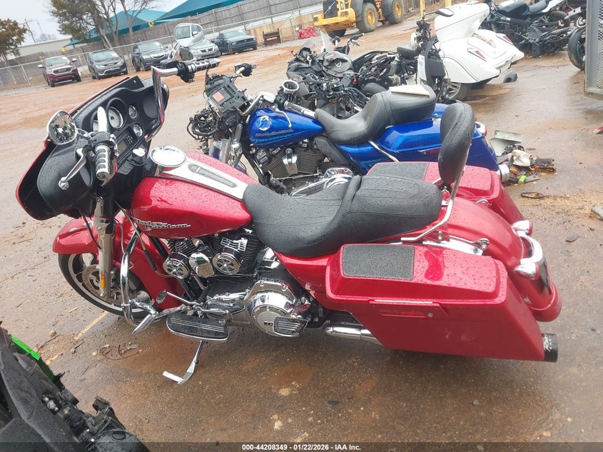 2013 Harley-Davidson Flhx Street Glide VIN: 1HD1KBM17DV655715 Lot: 44208349