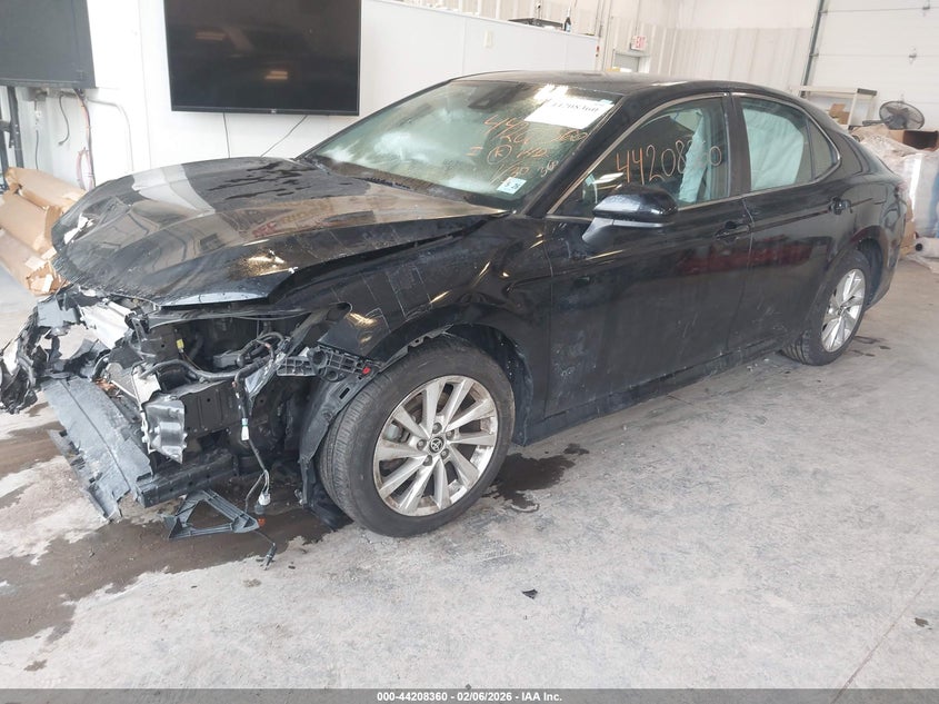 2021 Toyota Camry Le