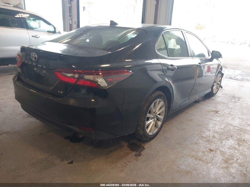 2021 Toyota Camry Le