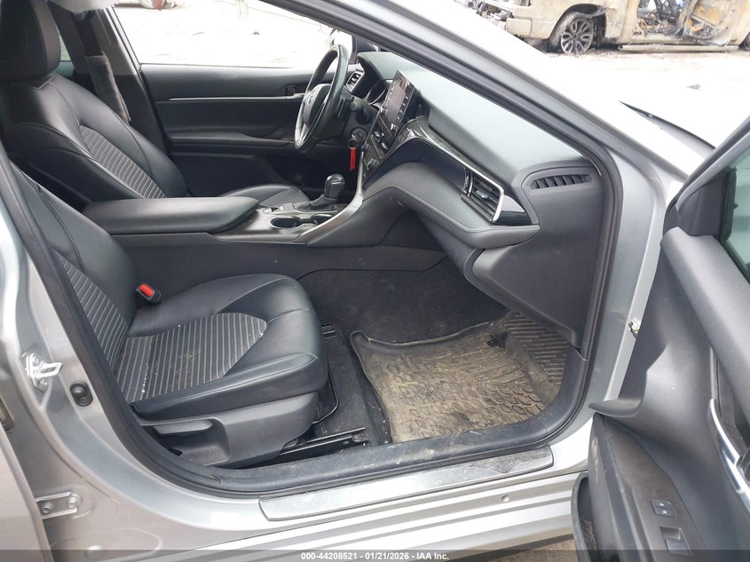 2021 Toyota Camry Se Nightshade Edition Awd