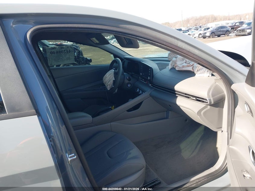 2022 Hyundai Elantra