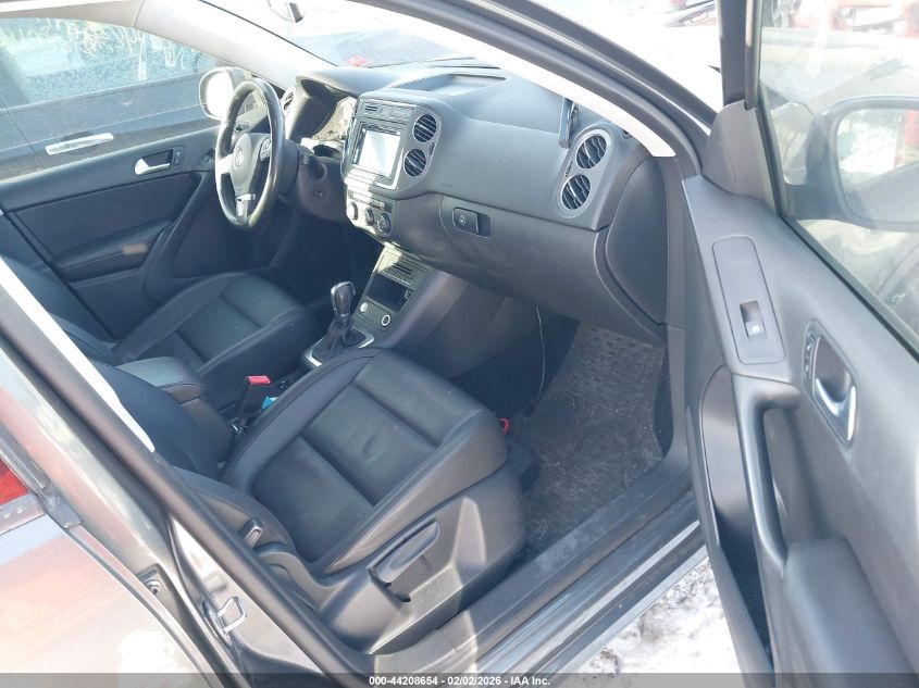 2016 Volkswagen Tiguan S