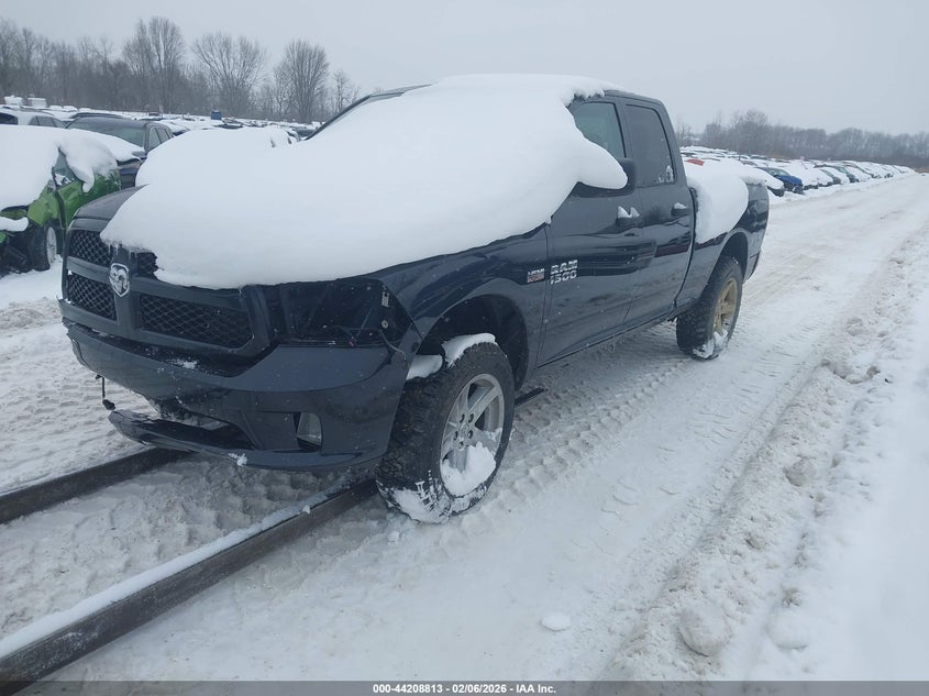 Vin: 1c6rr7ft8js284613, lot: 44704830, ram 1500 express  4x4 6'4 box 20182