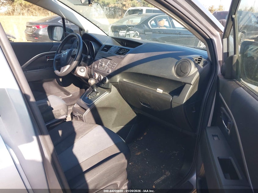 2015 Mazda Mazda5 Sport